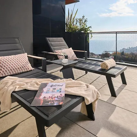 Aminess Younique Vollo Residences アパートホテル *