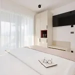 Aparthotel Aminess Younique Vollo Residences *